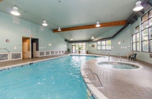 Fairwinds Cottage - Vancouver Island Getaway
