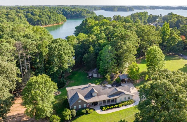 Fall by the Lake Farm Experience, Sauna, & More!
