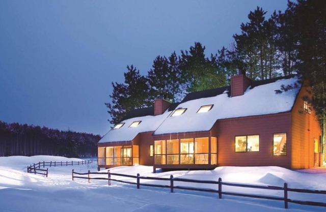 Family Adventure Getaway: 1BR Townhome at Christmas Mountain Village