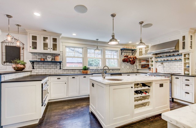 Family and Pet Friendly Central Boulder Home with beautiful outdoor space