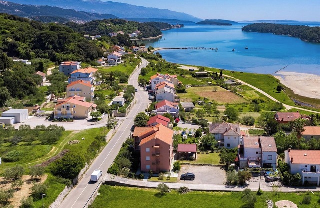 Family Apt Lavanda (Neda) - Seafront, Rab Island