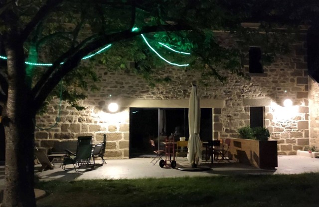 Family country house 8 km from the beach