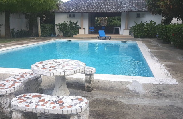 Family-Friendly 2BD Condo in Sosua, with pool, Wifi, parking, cable TV