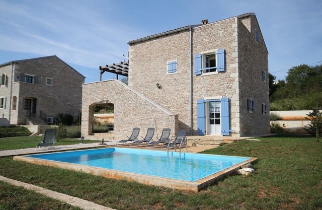Family friendly house with a swimming pool Škrapi, Central Istria - Središnja Istra (K-7526)