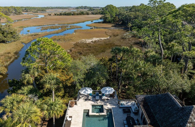 Family-Friendly Kiawah Stay w/Views + Outdoor Oasis - Pool/Spa