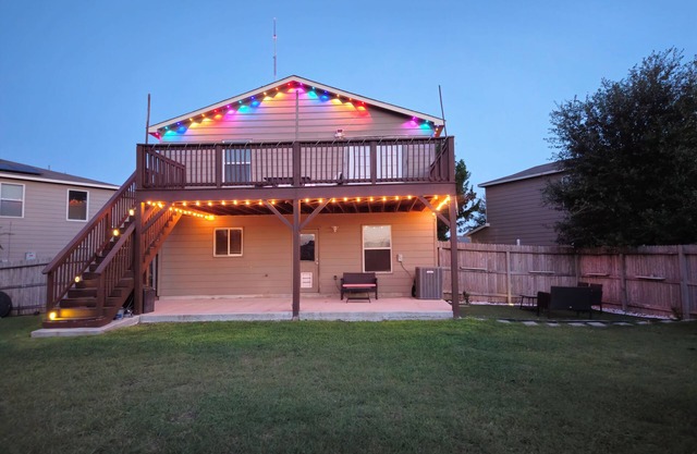 Family Home Near Six Flags, SeaWorld, La Cantera & Alamo Sportplex