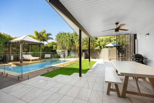 Family & Pet Friendly Beach Side Villa