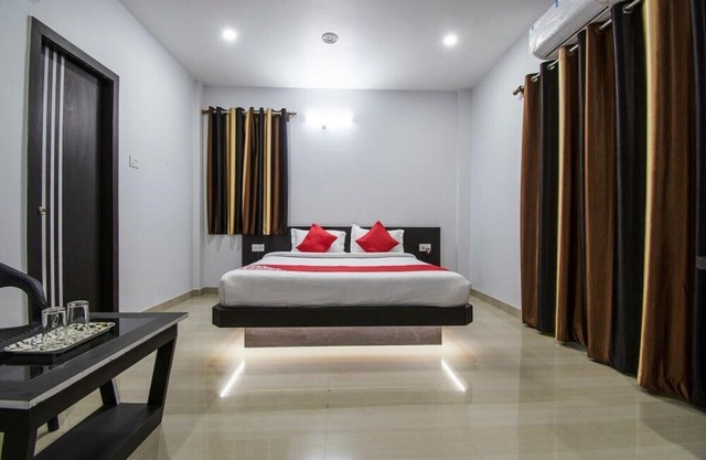 FAMILY ROOM 7-S G INTERNATIONAL