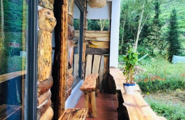 Family Room with Mountain View - O'Chau Meo Vac Homestay
