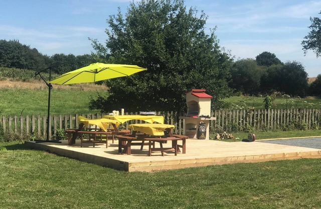 Family sized Holiday Home | 5 beds | Heated Pool | Gym | Games room | No pets