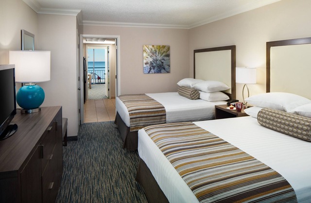 Family Suite at Coral Beach Resort - Full Access to Amenities!