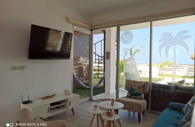 Fantástica Casa Nueva en la Playa, Ayangue