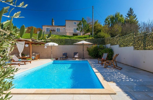 Fantastic finca with table tennis, playground, basketball court, private pool, outdoor kitchen