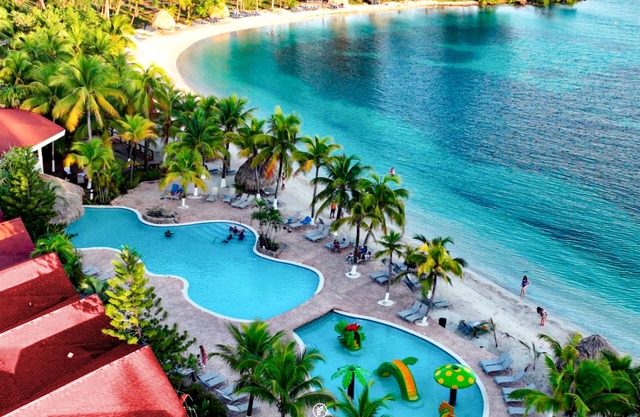 Fantasy Island Beach Resort, Dive and Marina All Inclusive