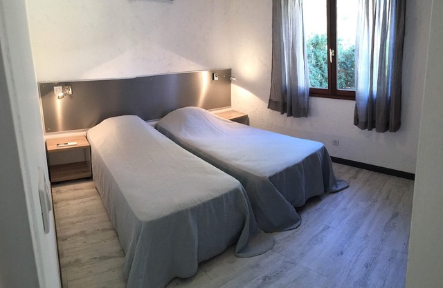 Faounzina villa n ° 2 for 4 people, barbecue terrace and communal swimming pool