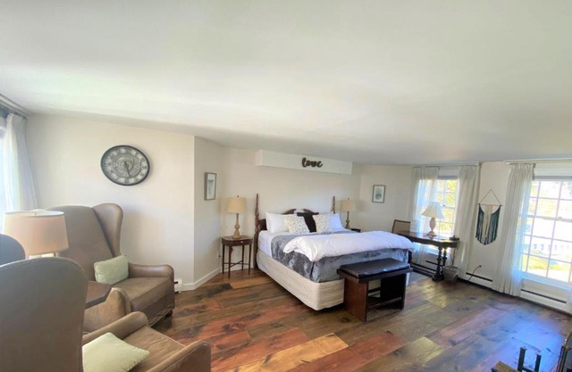 Farmhouse 1 - Farm Road Estate - 3 mi to Mt Snow