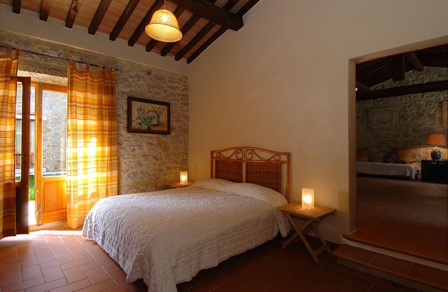 Farmhouse Montecchio Pineta