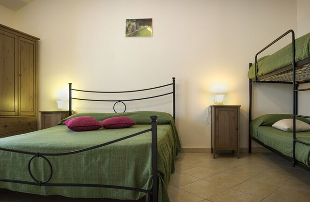 Farmhouse with pool immersed in a natural setting of the Montefeltro - 1 -