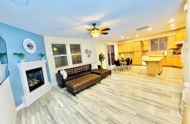 Fascinating 4Bdroom/5TV/Sleeps16