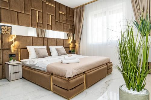 Fashion Stay - Valentino Home - By OpenHouse
