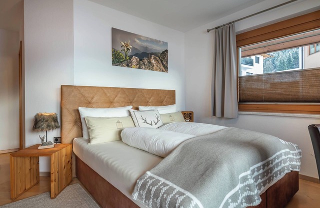 Feelgood apartment Zirbe with sunny balcony in a dream location