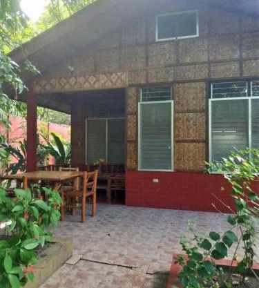 Felipa Beach and Guesthouse - Lotus