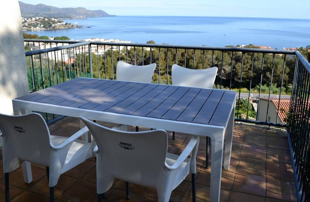 FENER DE DALT 2 Inclredible house with sea views