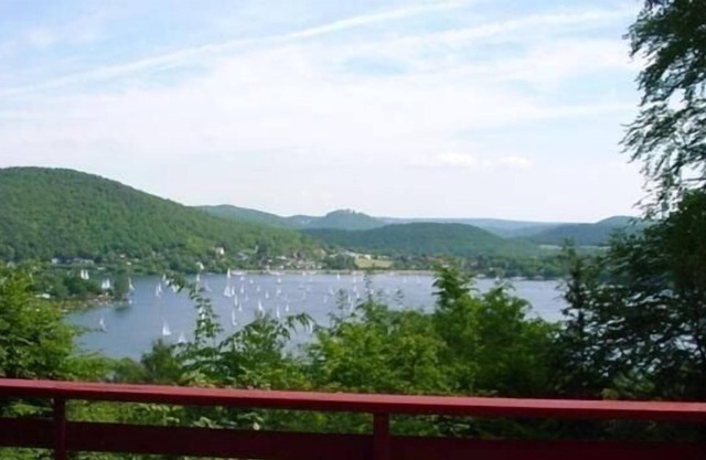 Ferienhaus für 3 Gäste mit 60m² in Bringhausen am Edersee