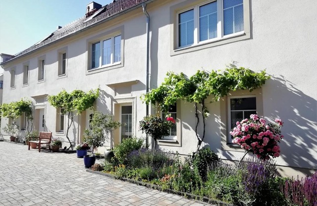 Ferienhof Gräfe - 3-Seiten Hof mit großem Garten, Pool & Sauna