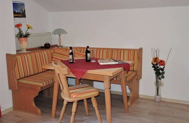 Ferienwohnung Nr. 3, 1 bis 2 Personen, 33 qm, 1 Schlafzimmer, Balkon