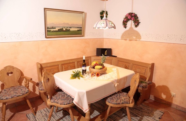 Ferienwohnung, 80m², 2 Schlafzimmer, Balkon Bzw. Terrasse