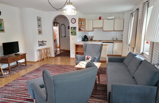 Ferienwohnung Nr. 06, 92 m², 2-6 Personen, 2 Schlafzimmer, Wohnküche, Kabel-TV, Terrasse