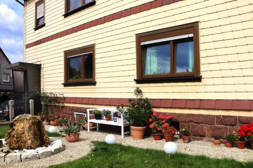 Ferienwohnung, Tambach-Dietharz, cleaning included