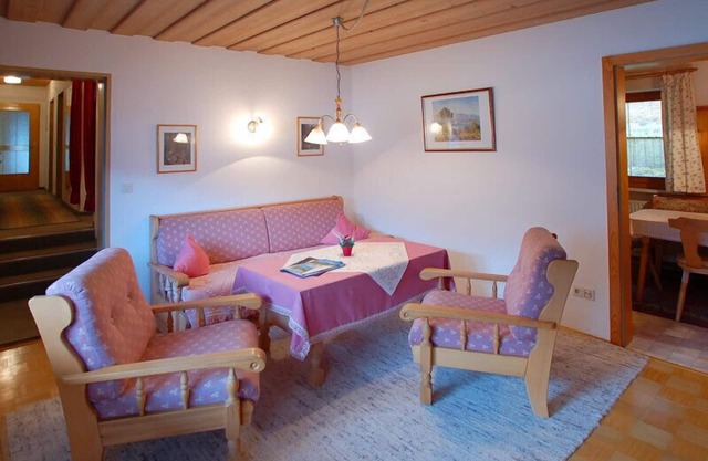 Fewo Nr. 3 Friedrichsruh für 2-4 Pers., ca 75 m², 2 Schlafzimmer, Wohnzimmer, Küche, Balkon