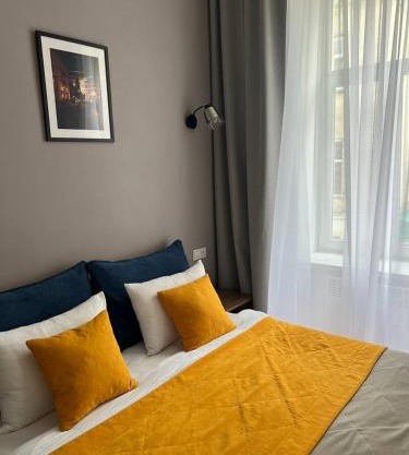 Fiesta Apartment on Franka 2BR-6P