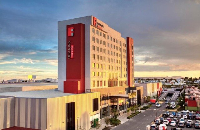 Fiesta Inn Puebla Explanada 