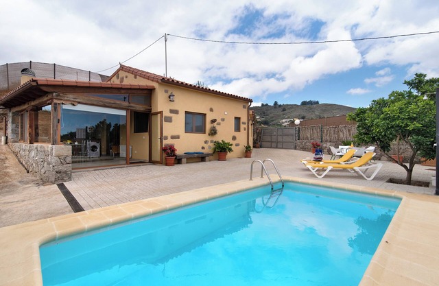 Finca Holidays Home Tinamar II with Mountain View, Pool, Wi-Fi & Garden