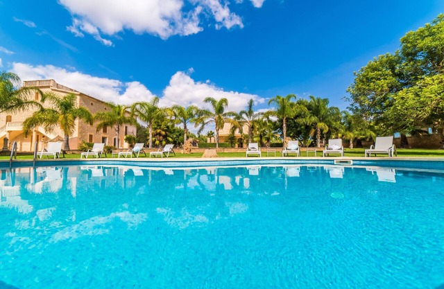 Finca Son Perot with pools in Mallorca