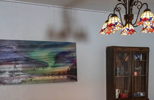Fireweed Room - Mountain Time Getaways in Wells