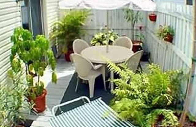Fish Cottage & Parrot Cottage on SUNSET BEACH!