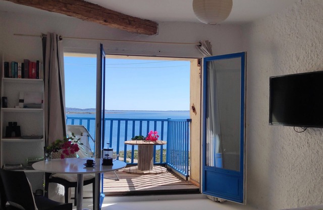Fisherman's view: An idyllic retreat for a couple, facing a stunning lake