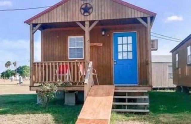 Fishin Mission Cabin