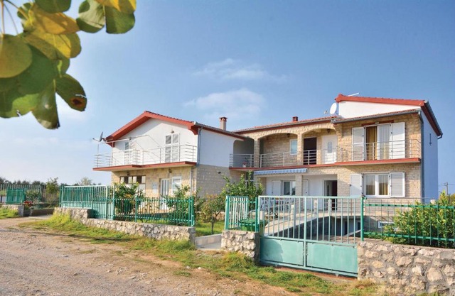 Five-Bedroom Holiday Home in Posedarje-Podgradina