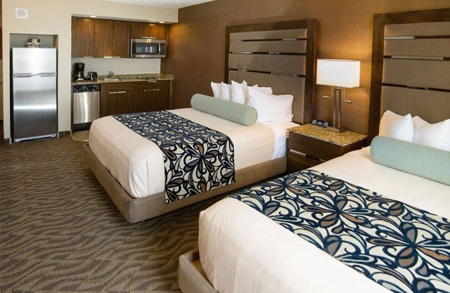 Flagship Resort Efficiency Studio Unit with Lots of Features and Amenities