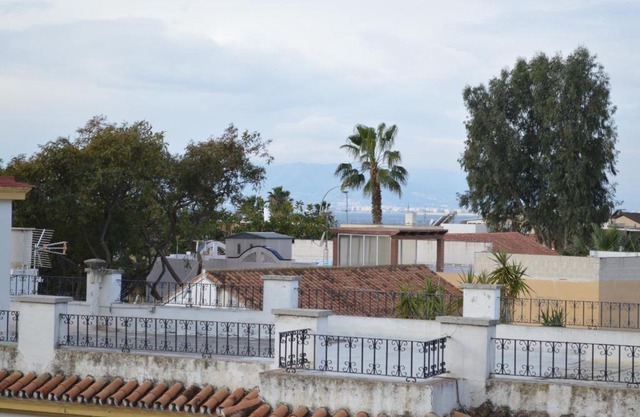 Flat 100m from the beach