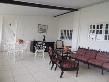 FLAT FRONT OF THE SEA 3