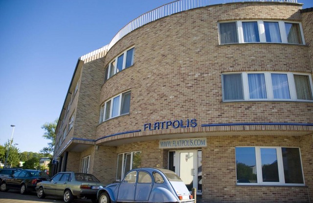 Flatpolis Brussels Airport Budget