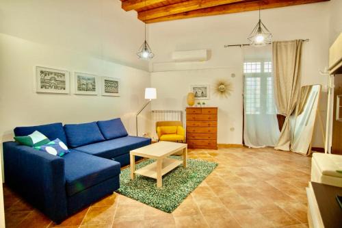 Flo's Chathedral Home