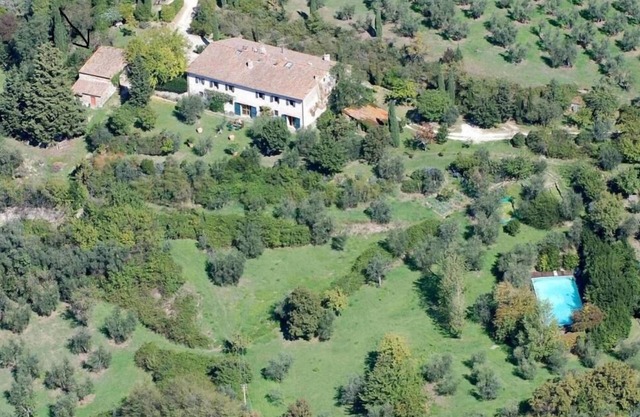 Florentine Hills Fattoria Il Leccio Restored Barn with Pool