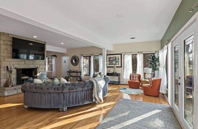 Fore Peace & Love at the Golf House 4 Beds, Lots of Light Warm Retreat